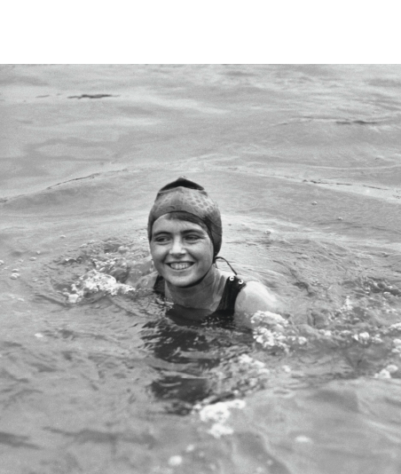 Mercedes Gleitze wearing a Rolex Oyster during the English Channel crossing in 1927